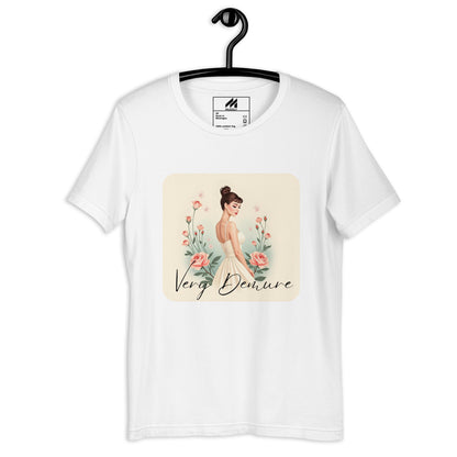 Very Demure. (Demure Unisex T-Shirt)